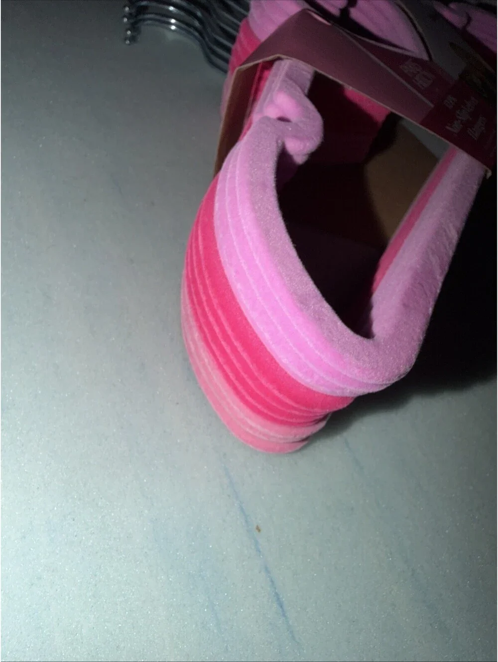 Paris Hilton 12 Mix Pink Felt  Heart Hangers